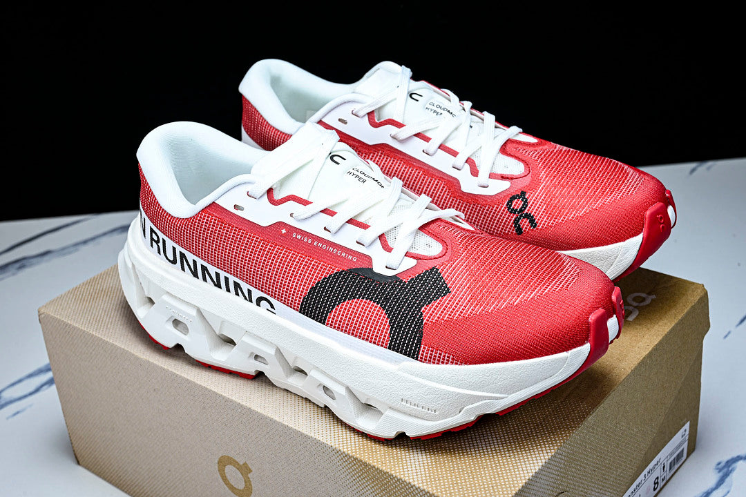 On Cloudmonster Hyper – Red / White