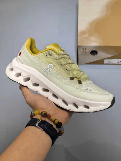 On Cloudtilt Running Shoe