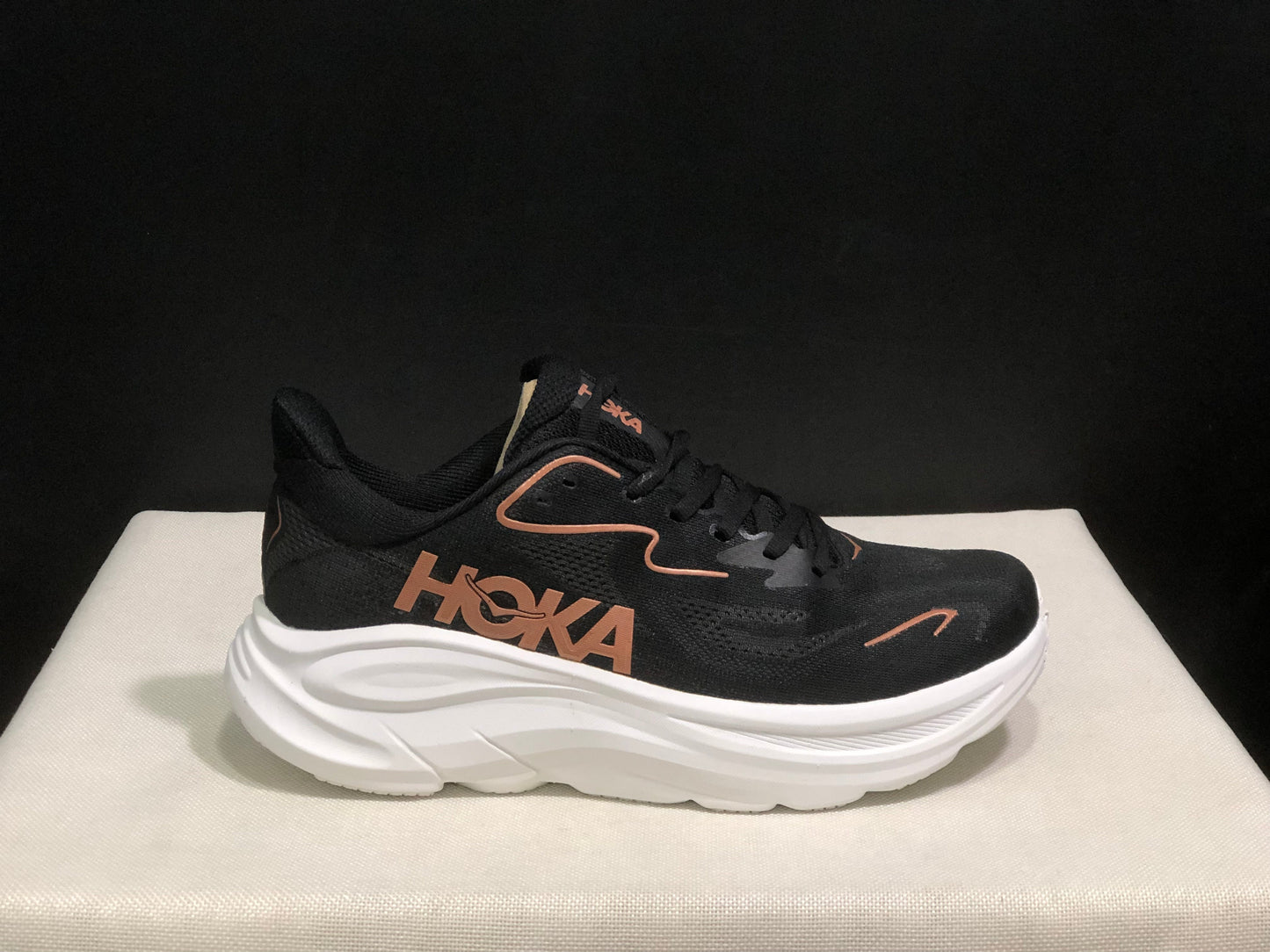 HOKA Clifton 10 Running Shoe