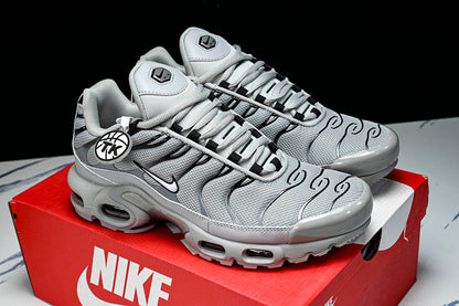 Air Max Plus TN – Wolf Grey