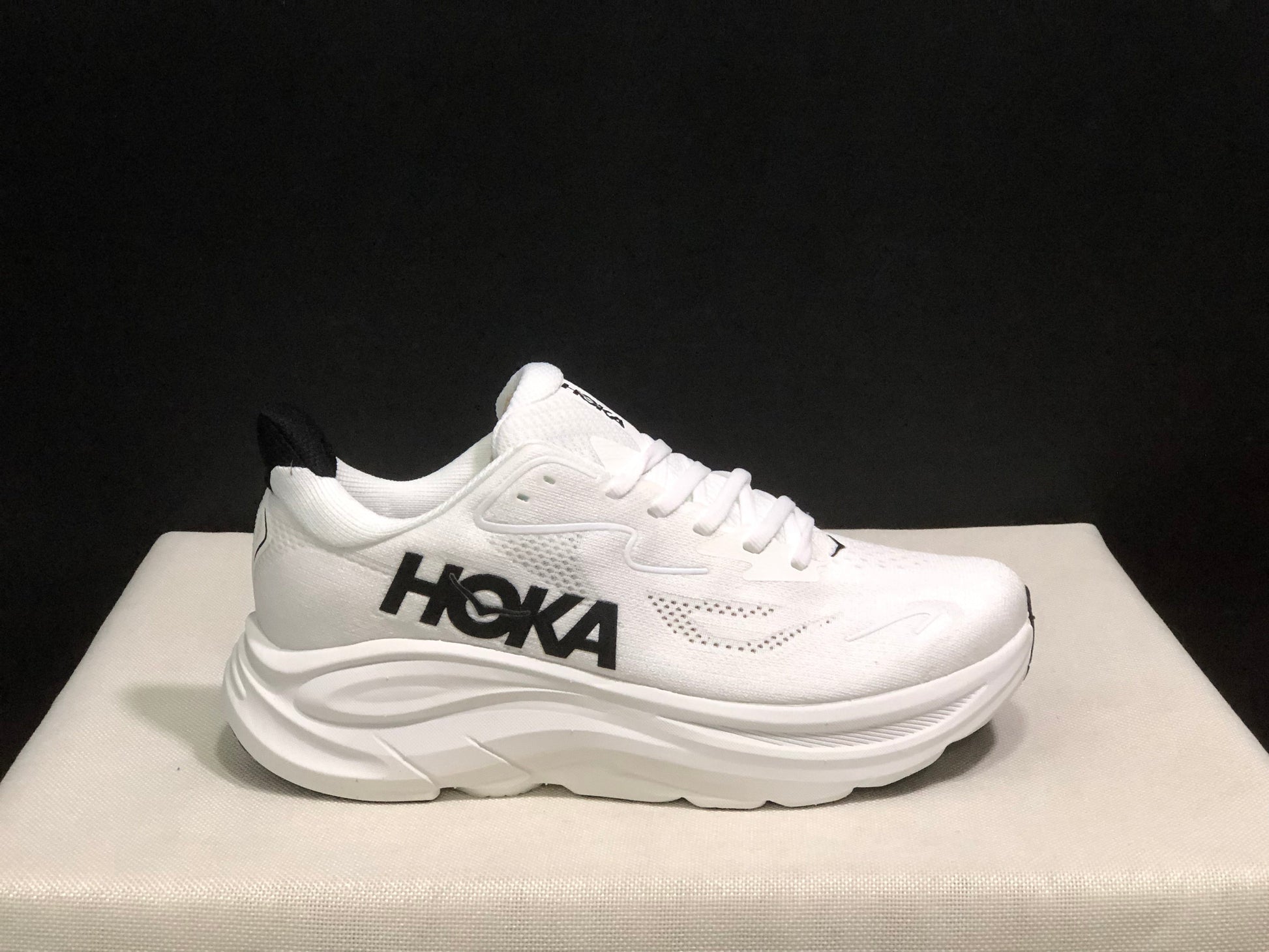 HOKA Clifton 10 Running Shoe