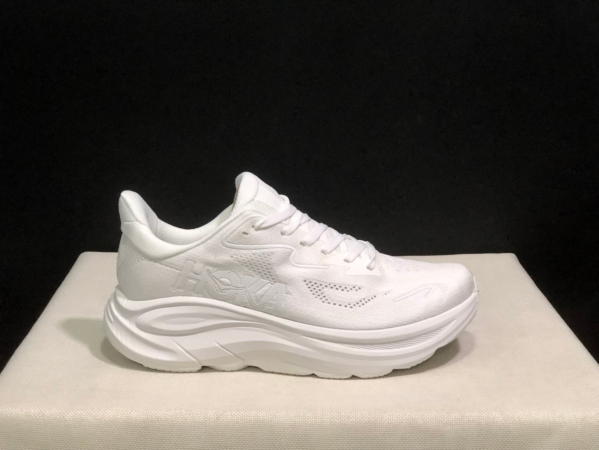 HOKA Clifton 10 Running Shoe
